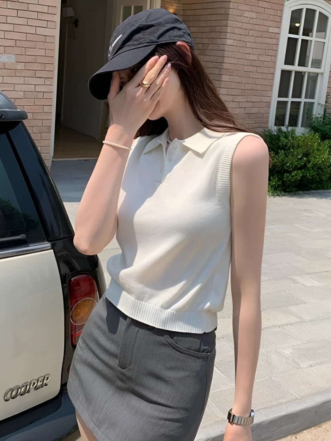 Women's summer sleeveless knitted polo-collar top, solid colour, slim fit, cropped, casual style