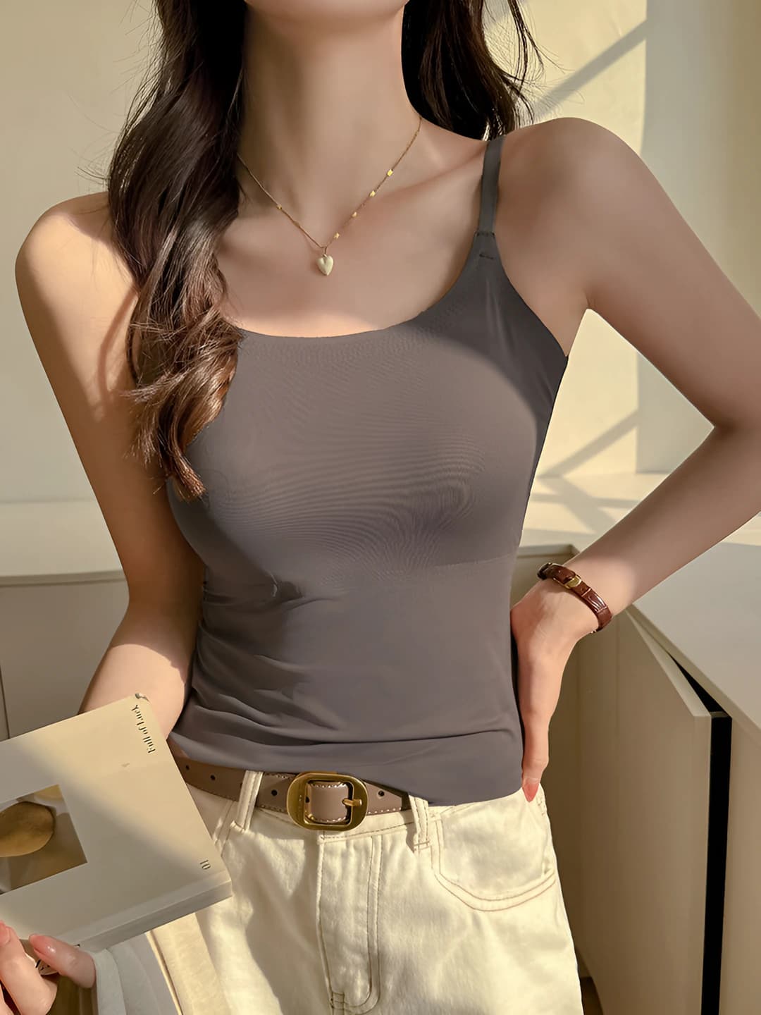 Women's spring-summer ice-silk fabric seamless tank top, slim fit, cropped, solid colour, casual style