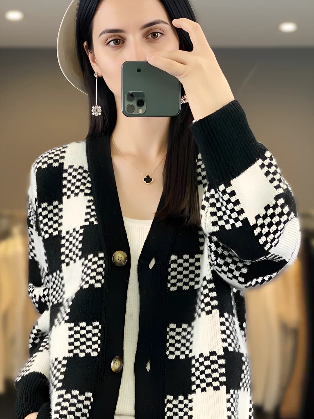 Women's autumn-winter checked cardigan, loose fit, V-neck, long sleeve, button closure