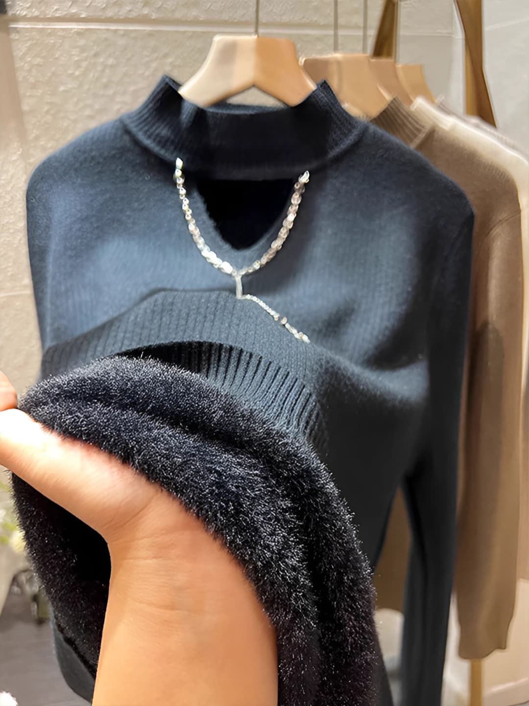 Fleece lined black