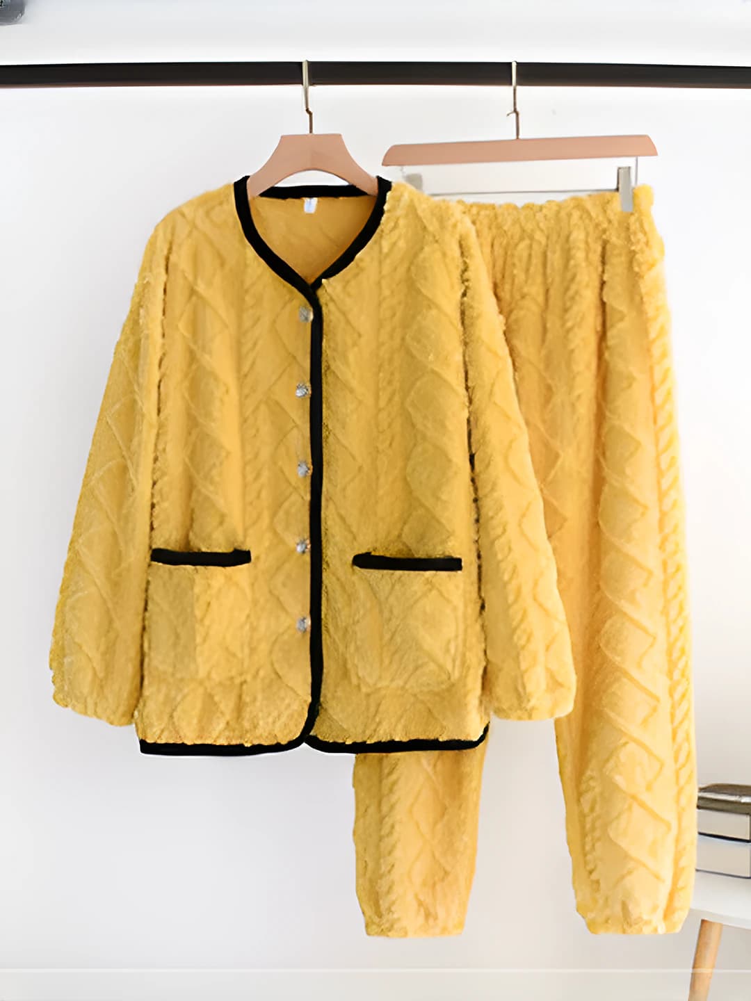 Yellow (diamond)