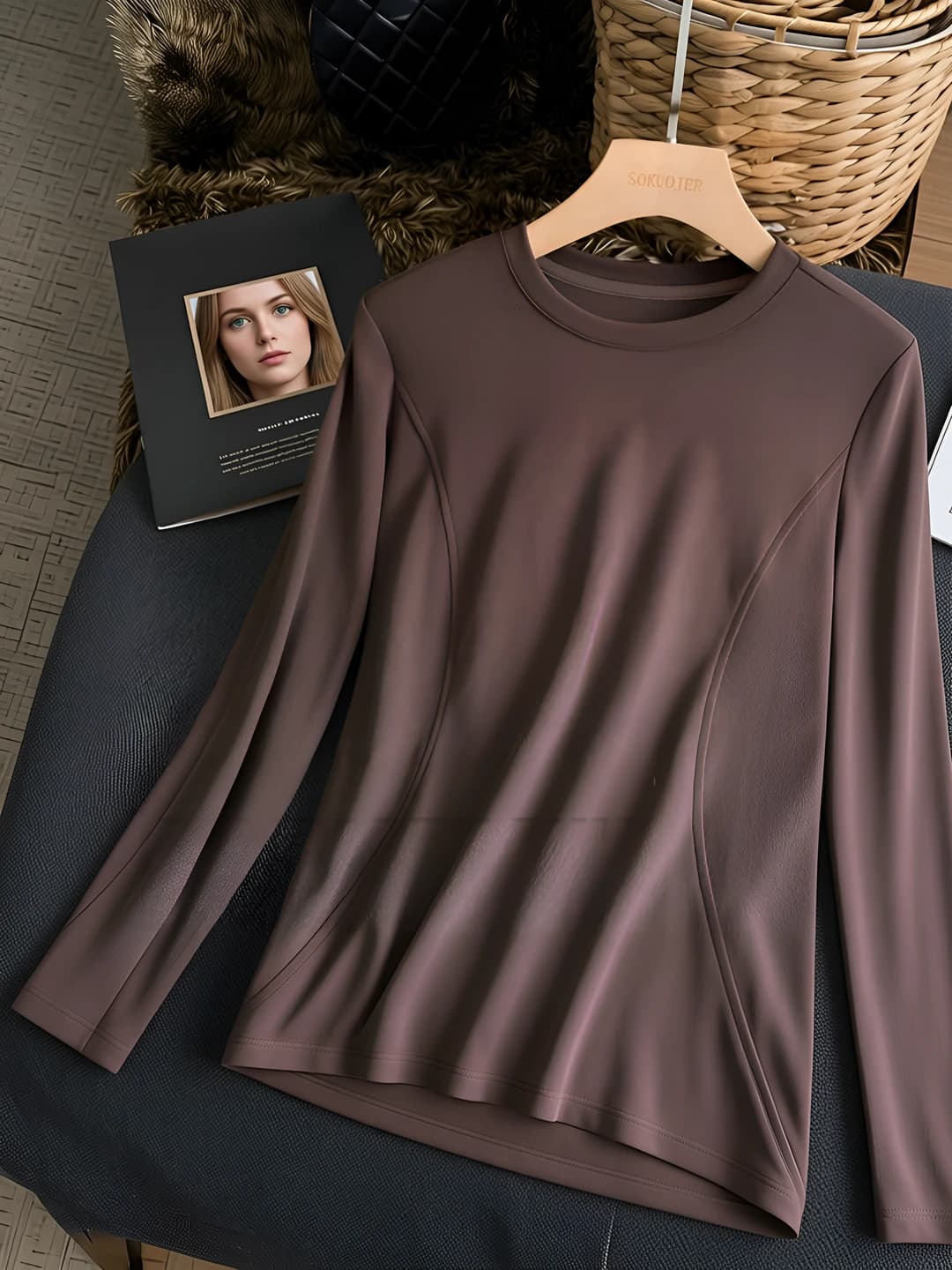 Caramel - crew neck