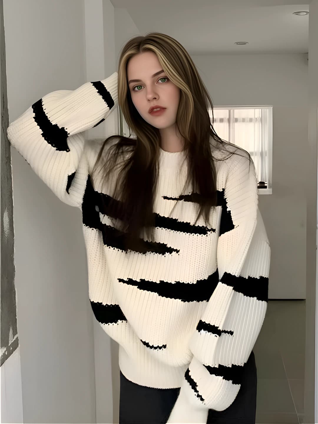 Women's striped sweater, crew neck, loose fit, long sleeve, casual style