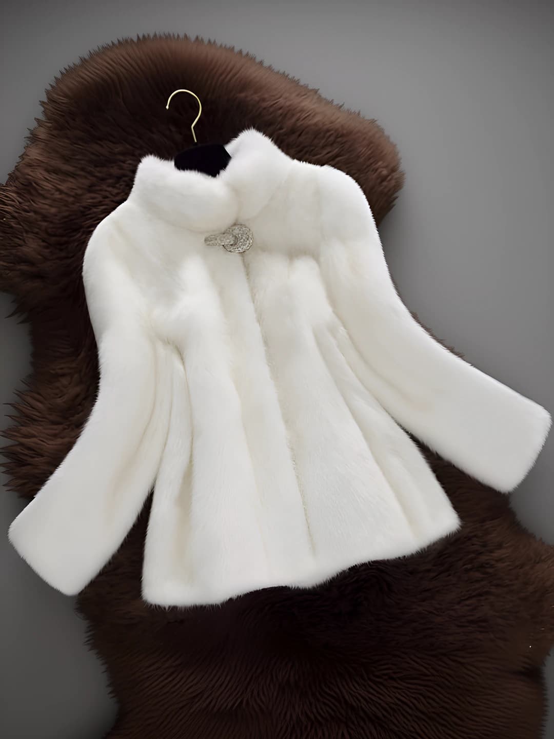White stand-up collar
