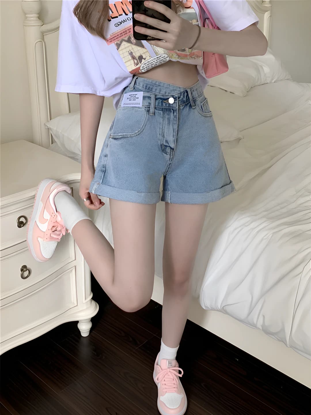 Women's high waist slimming denim shorts in Korean style, summer 2026