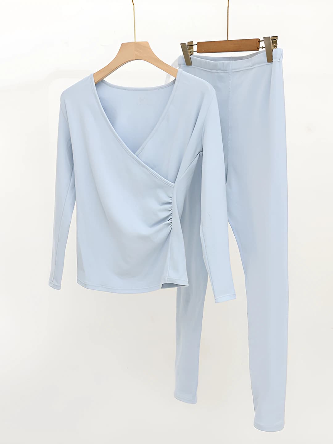 Голубой