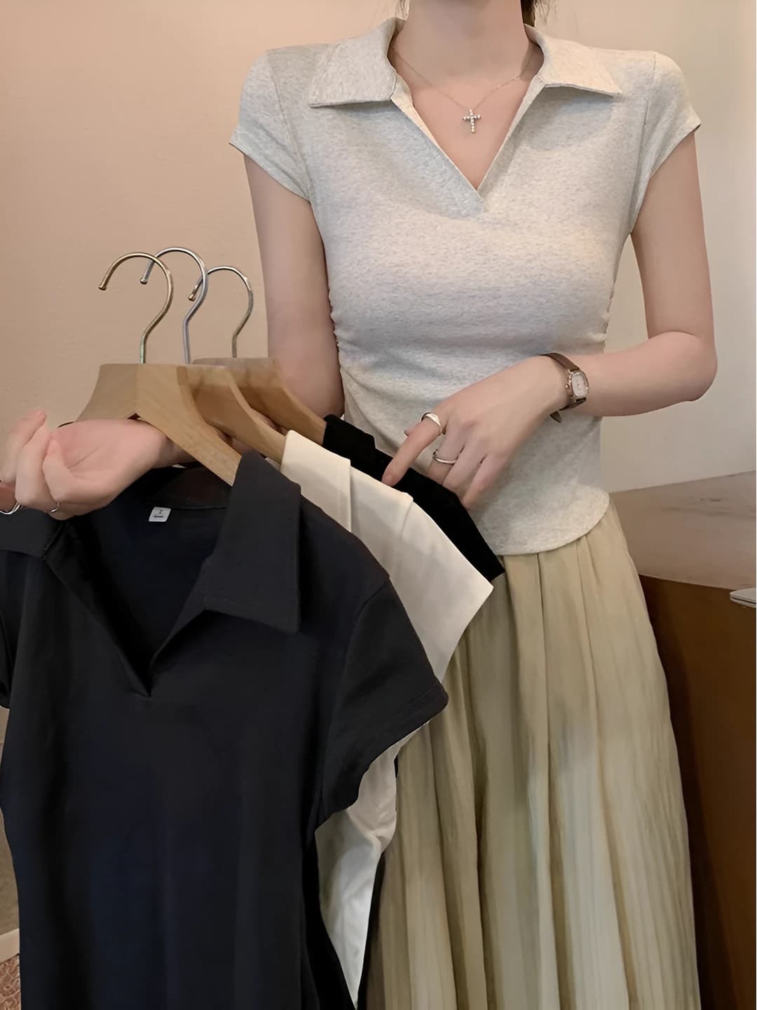 Women's summer short sleeve polo t-shirt, slim fit, cropped, POLO collar, craft, 90-95% cotton