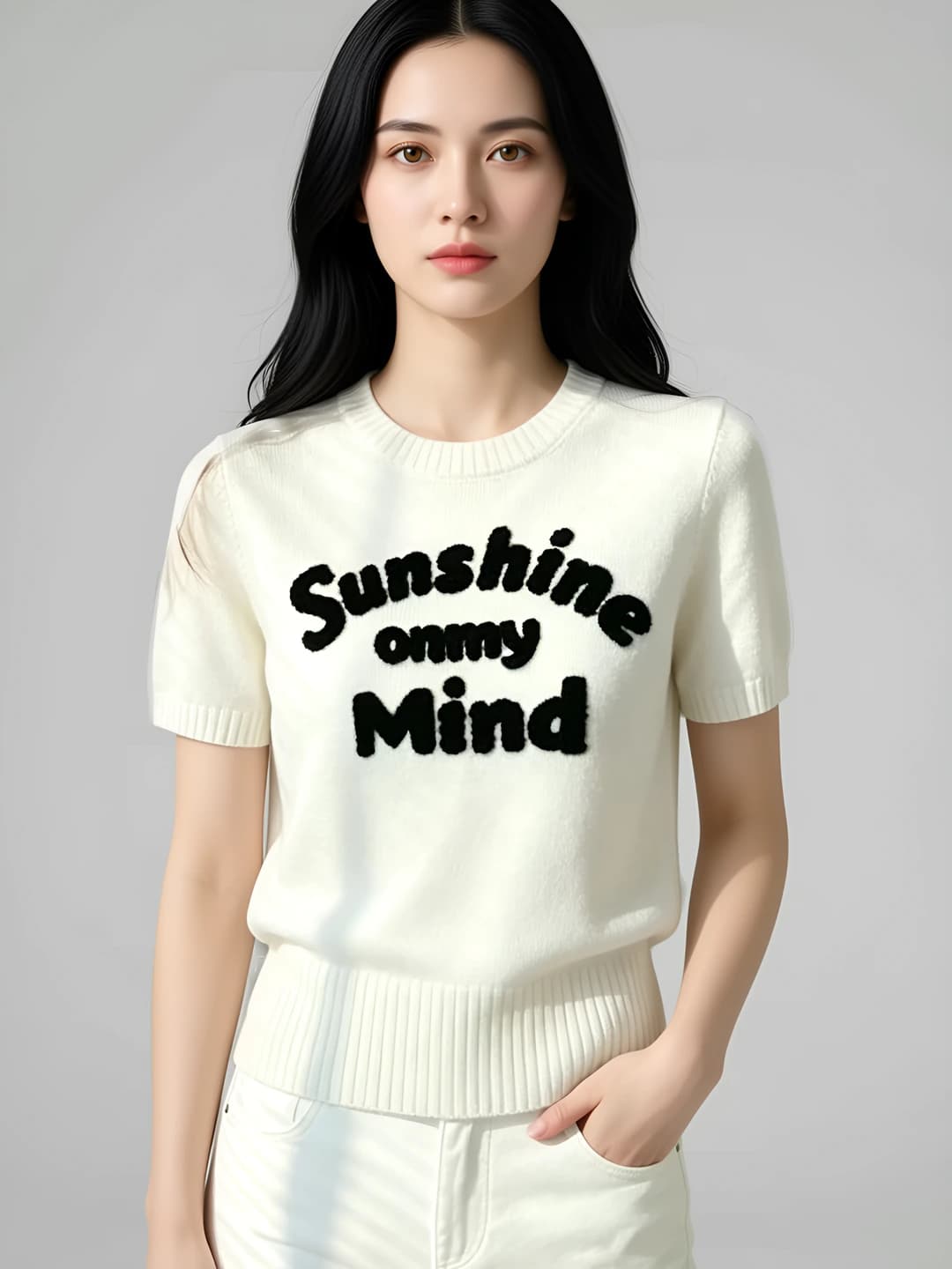 Women's knitted top with crew neck and letter embroidery, summer, solid colour, slimming, short sleeve