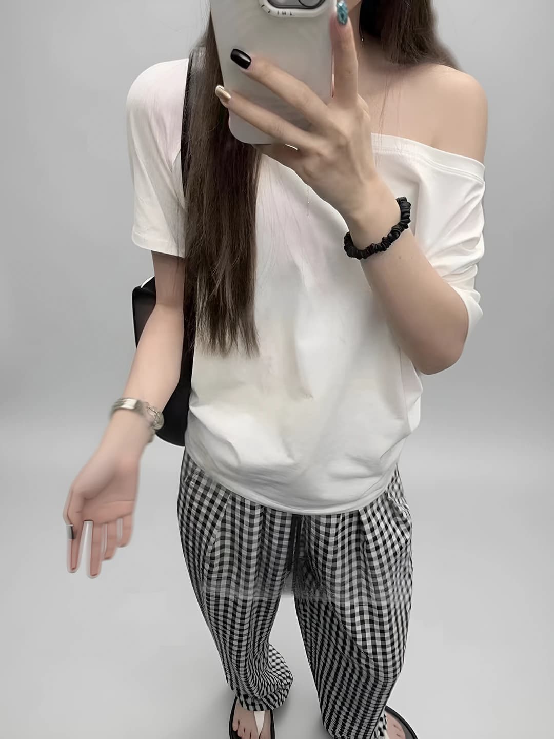 Белый