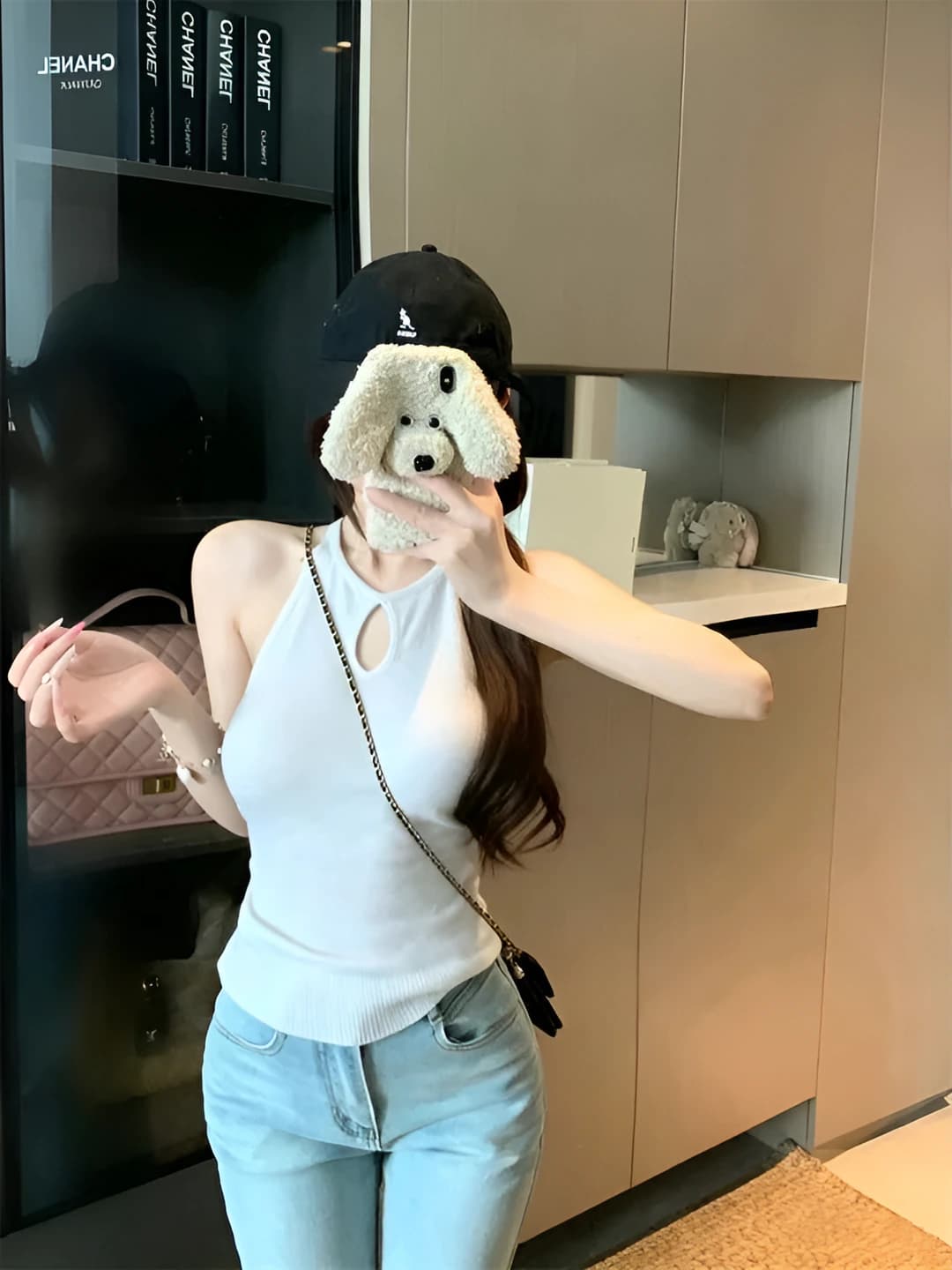 Белый