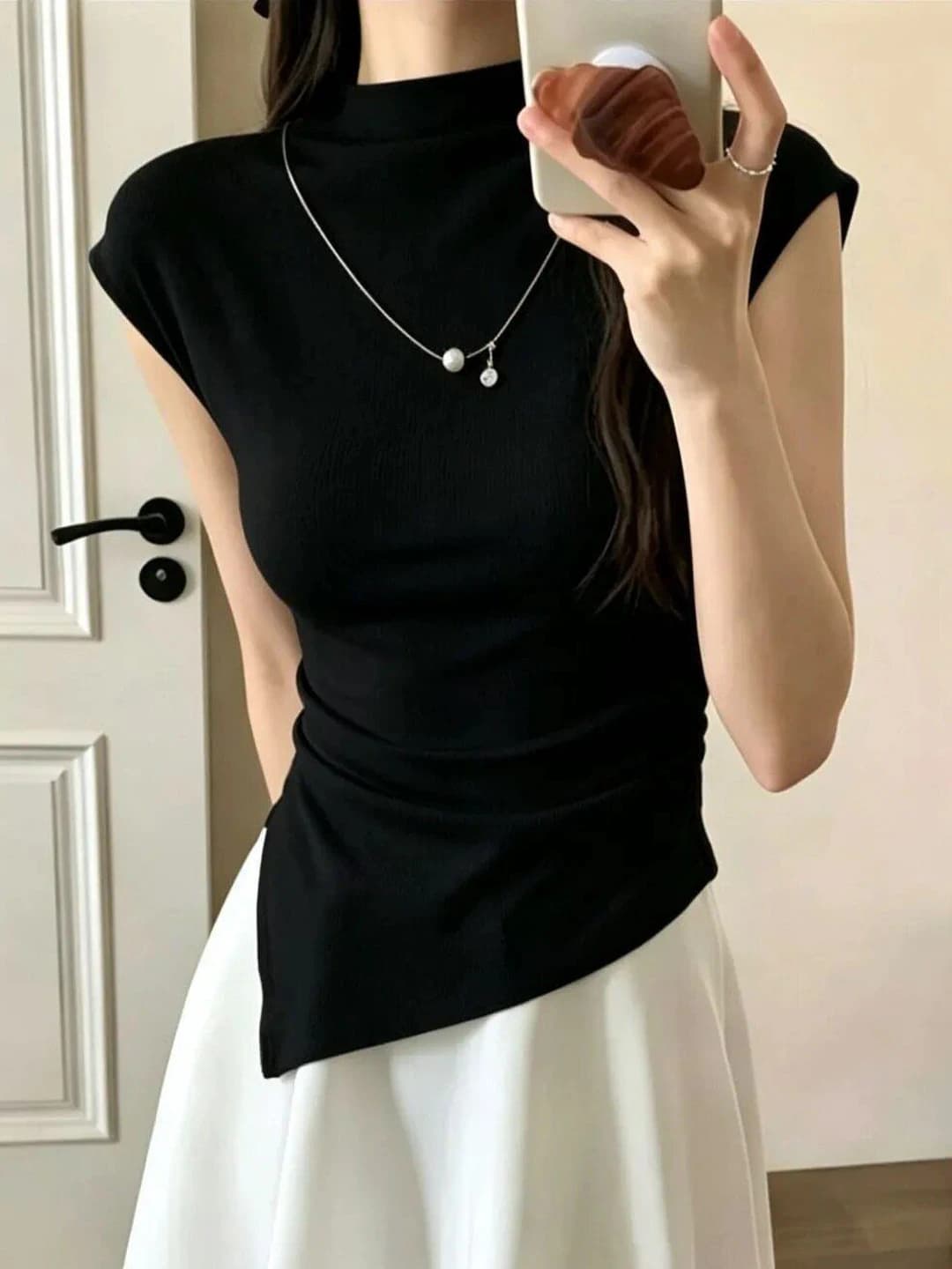 Qora