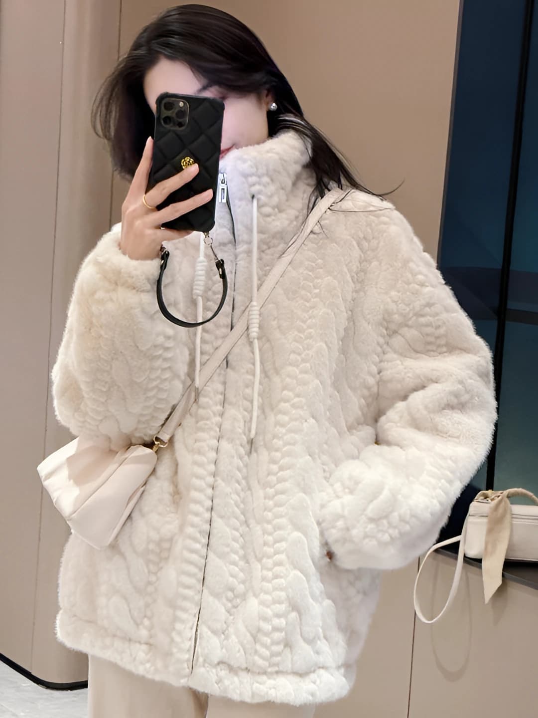 Off-white regular version