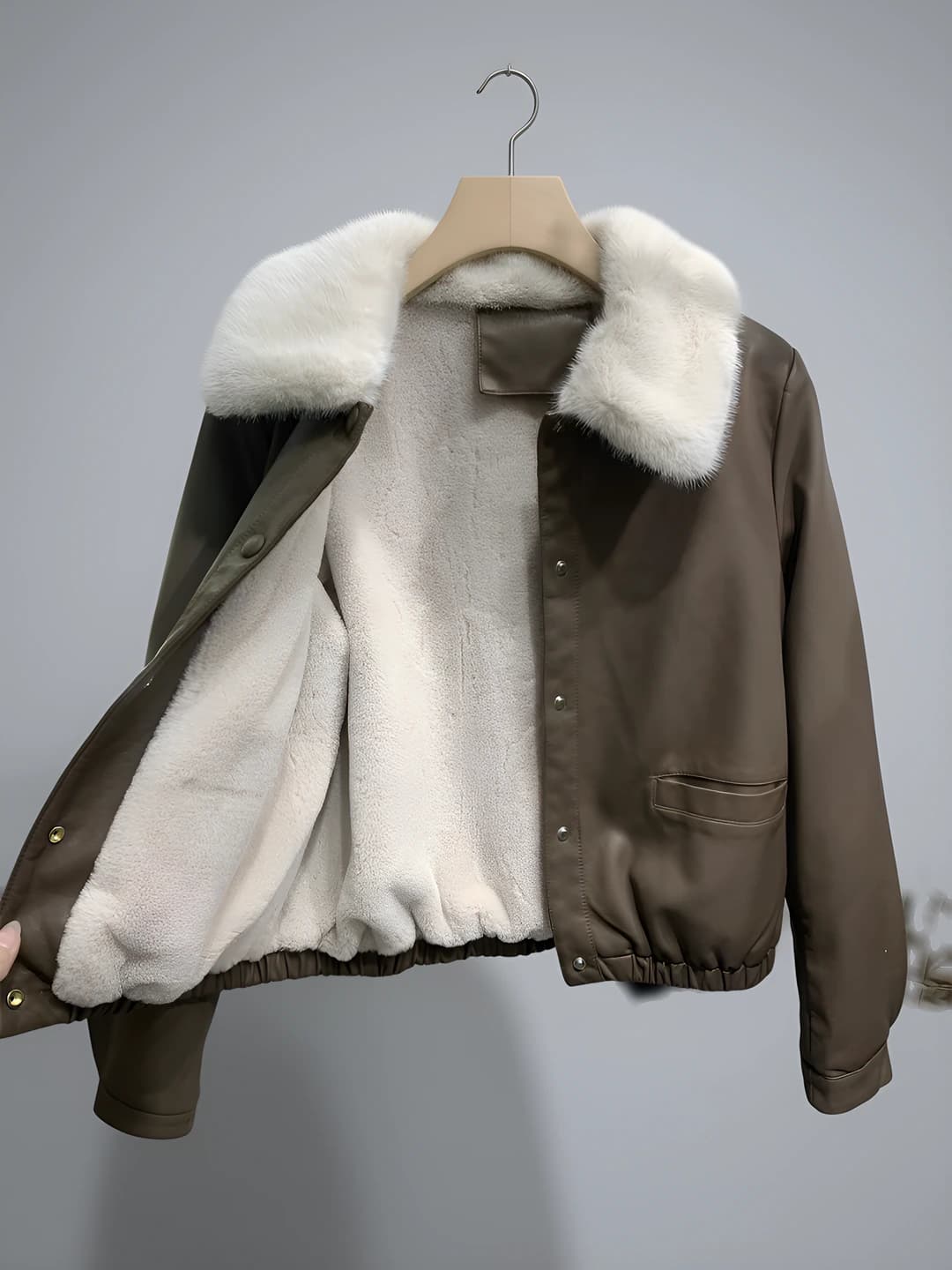 Women's 2026 autumn-winter fleece-lined thickened cropped sleeveless shearling jacket for petite