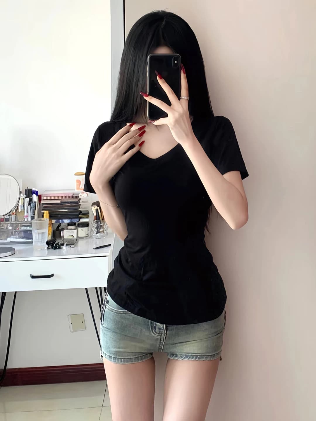 Qora