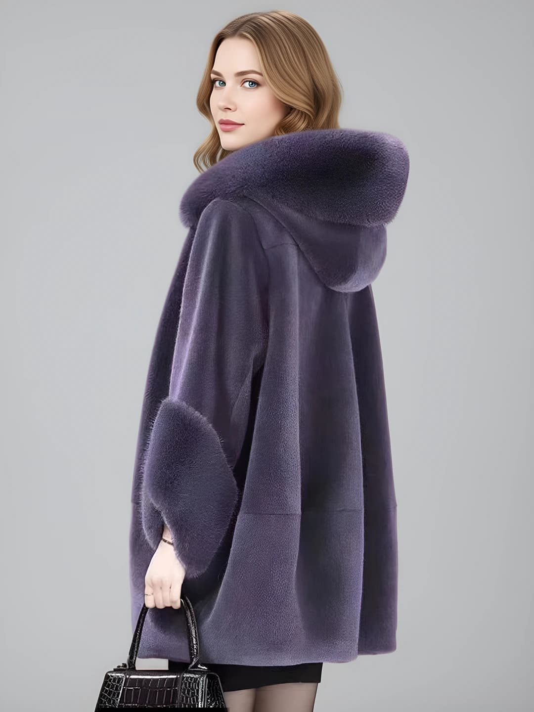 Women's thickened mid-length autumn-winter coat with long sleeve, hood and faux fur