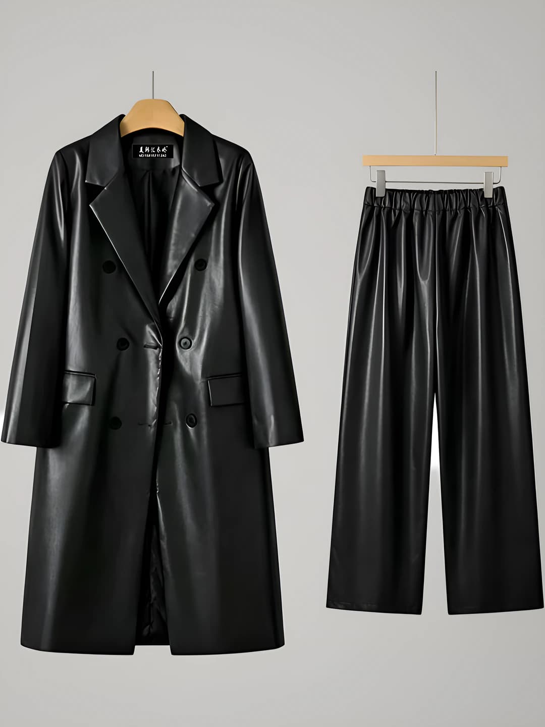 Black (set)