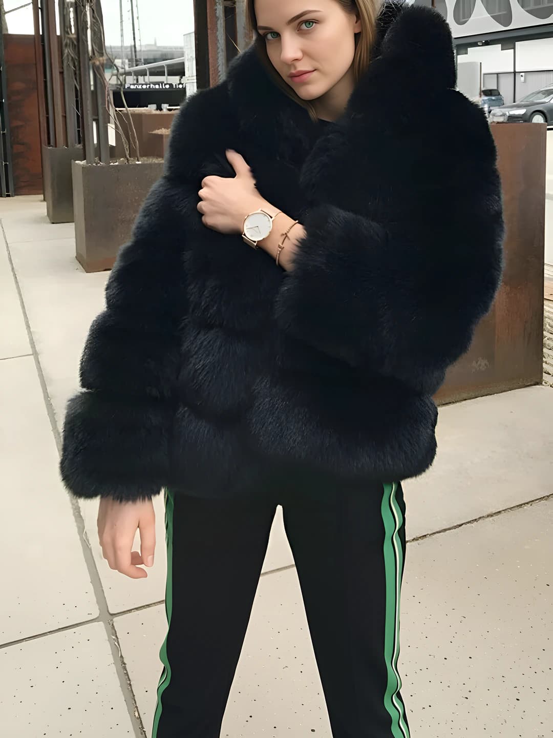 Чёрный