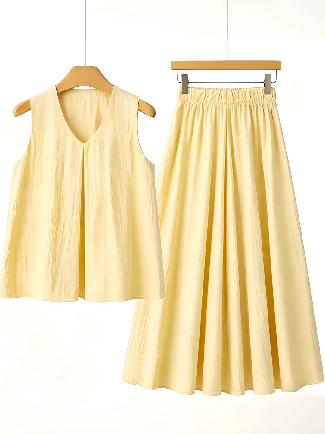 Light yellow set