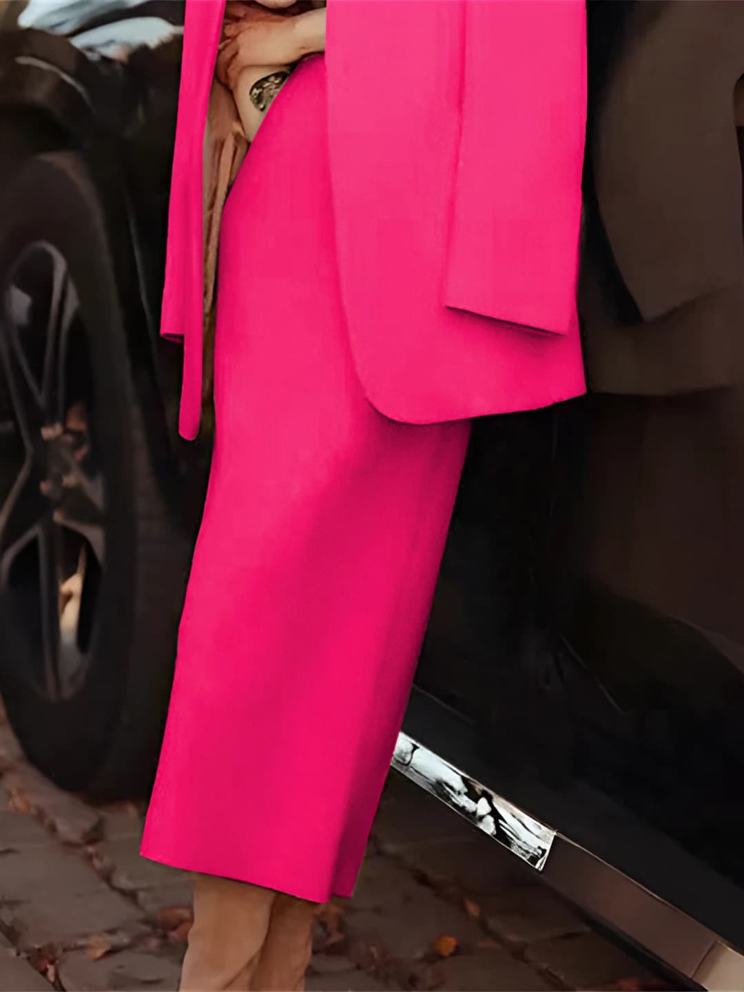Rose red skirt