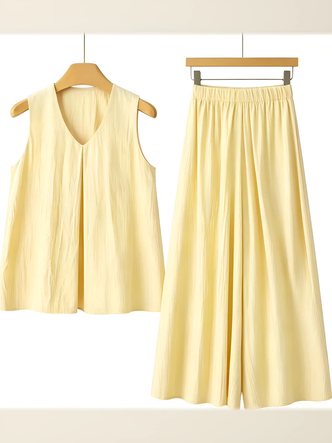 Light yellow set