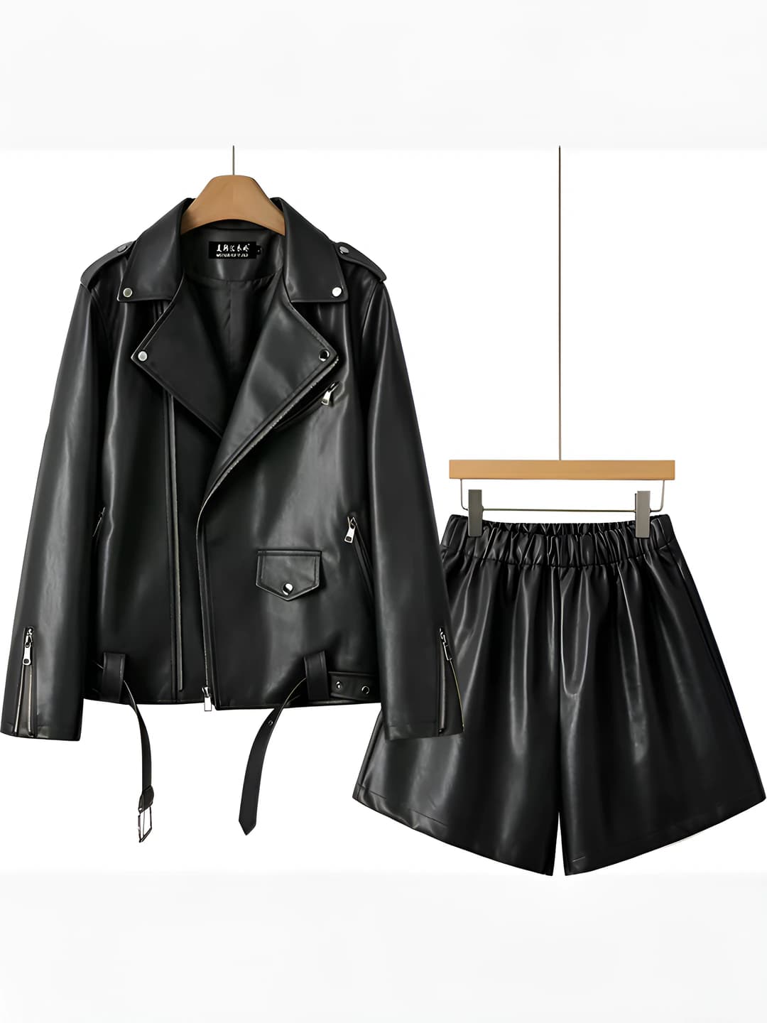 Black (set)