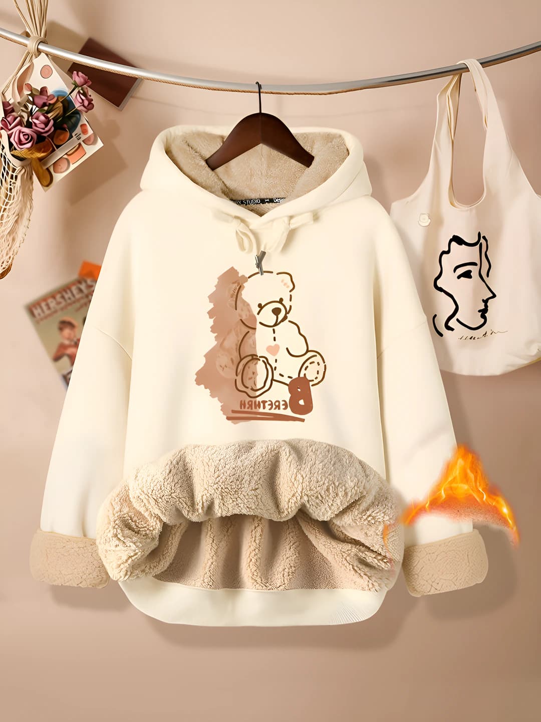 Beige (Dirty Bear) lamb wool