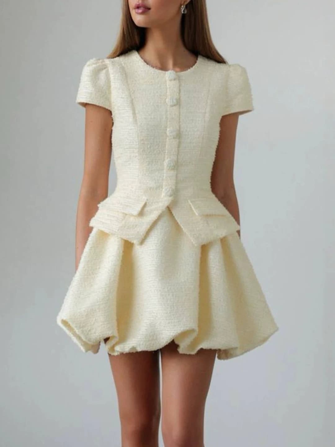 Women's casual two-piece skirt set: crew neck short sleeve blazer and mid-length skirt, solid colour, for spring and autumn