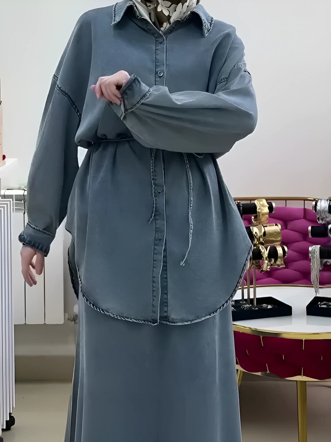 Женский комплект из джинсовой рубашки и юбки, длинный рукав, однотонный, летний