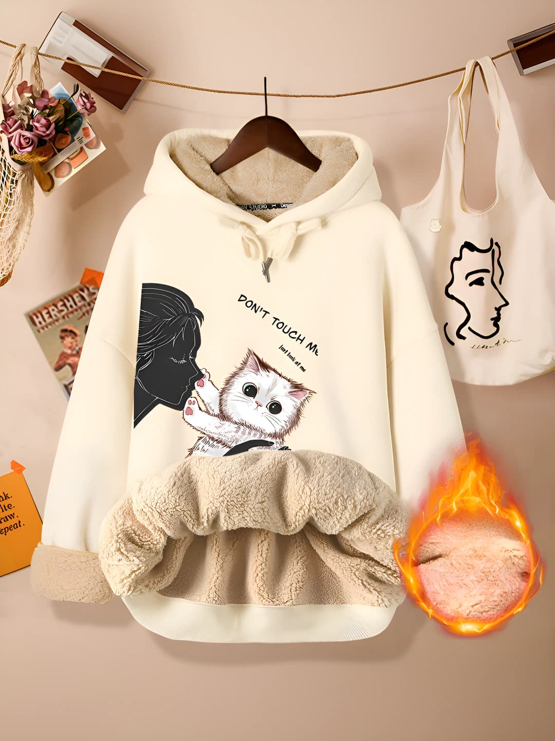 Beige (Cat logo) lamb wool