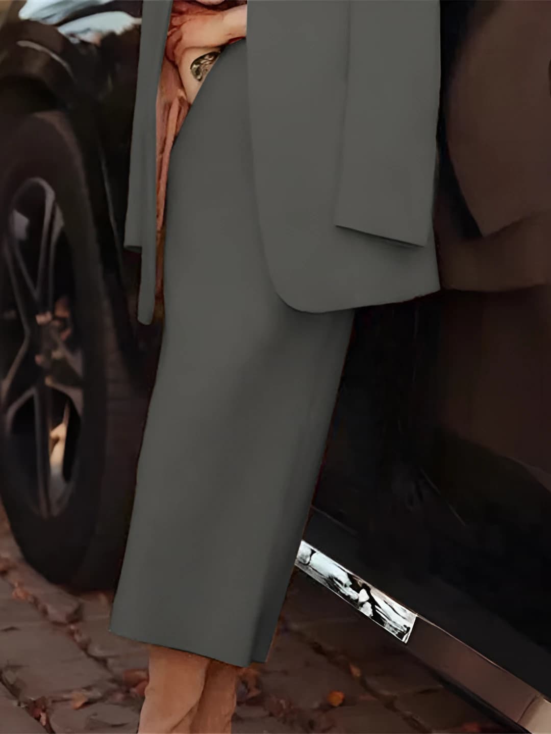 Grey skirt