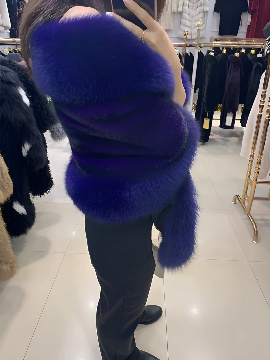 Голубой