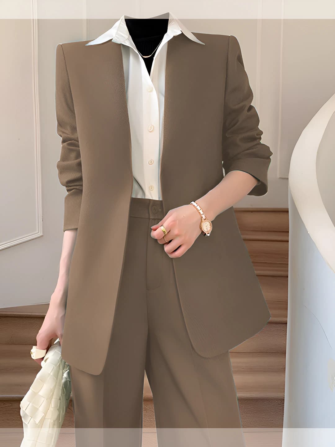 Khaki [pants+suit]