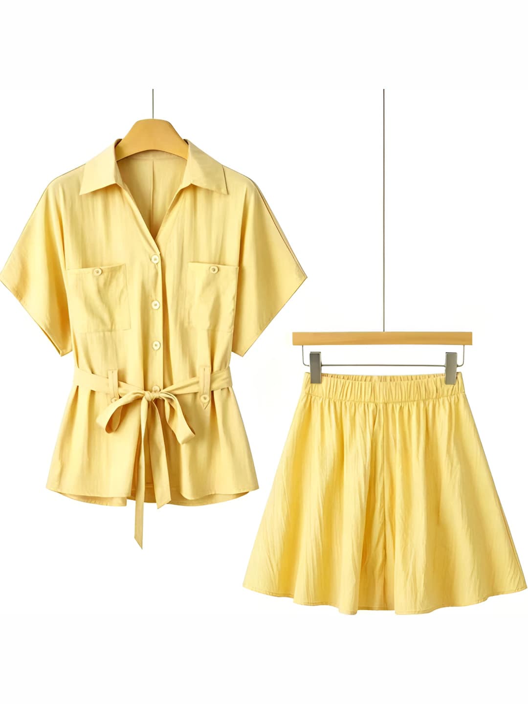 Light yellow set