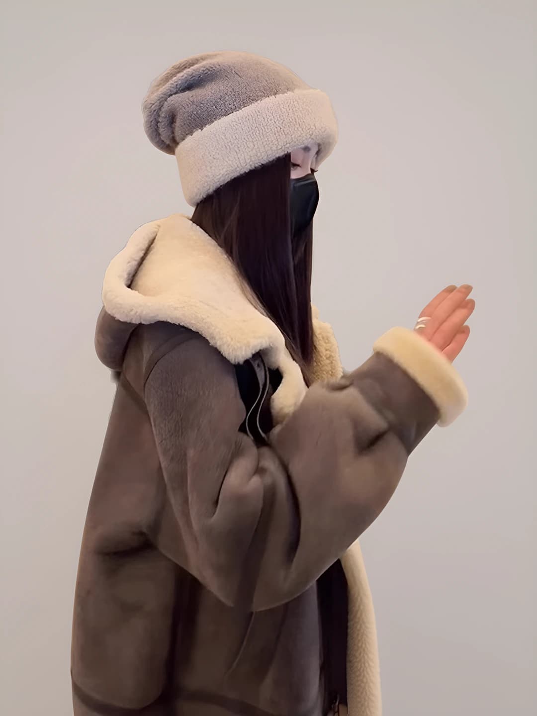 Кофейный, мех и кожа