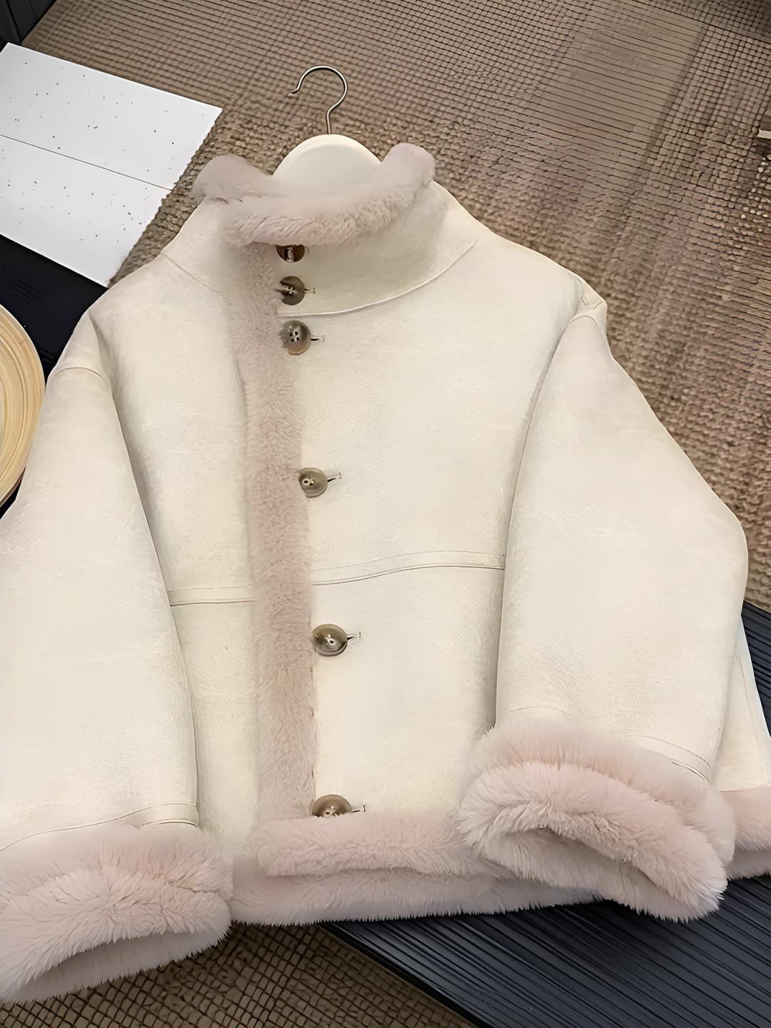 Women's 2026 autumn-winter outerwear (shearling coat) for petite, loose fit, slimming, high neck, long sleeve, faux fur