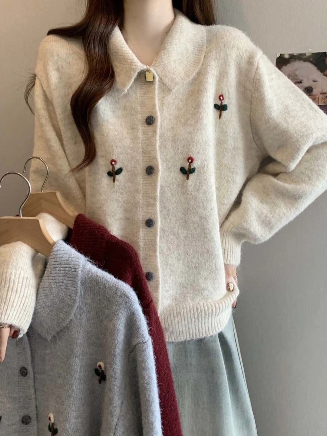 Women's 2026 autumn-winter embroidered knit cardigan, sleeveless, POLO collar, ice-silk fabric, loose fit