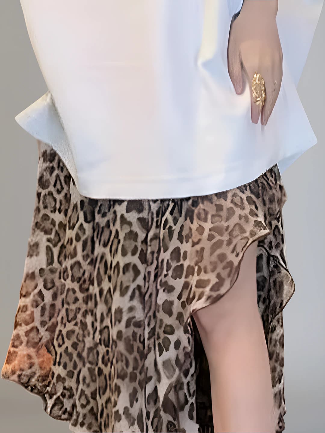 Leopard yubka