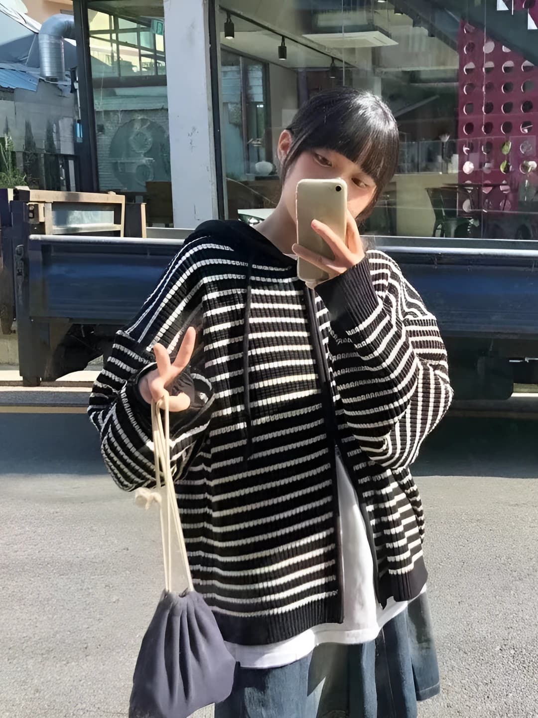 Чёрный