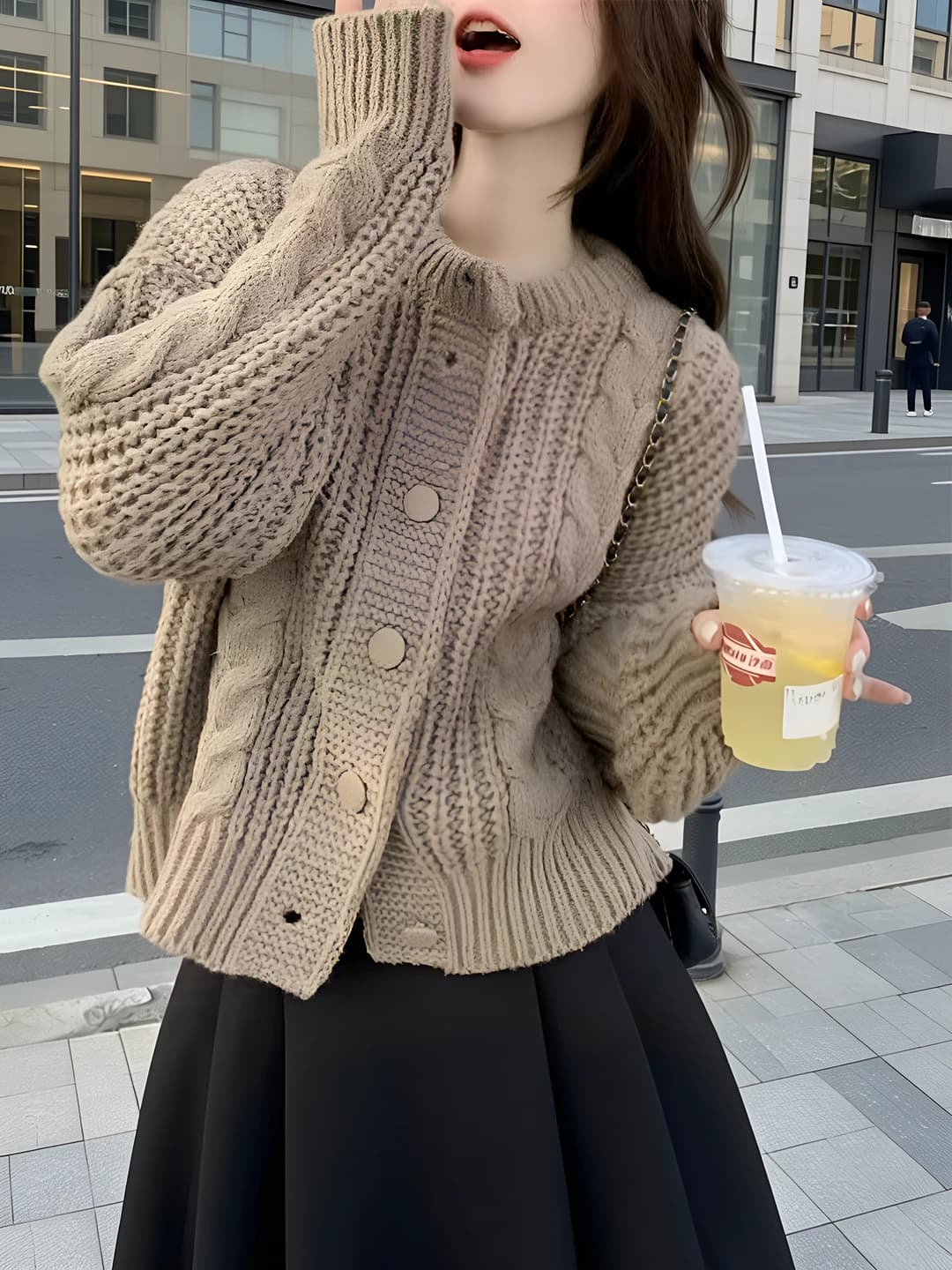 Women's knit cardigan for petite, cable knit, solid colour, cropped, autumn-winter, Korean style, crew neck, long sleeve