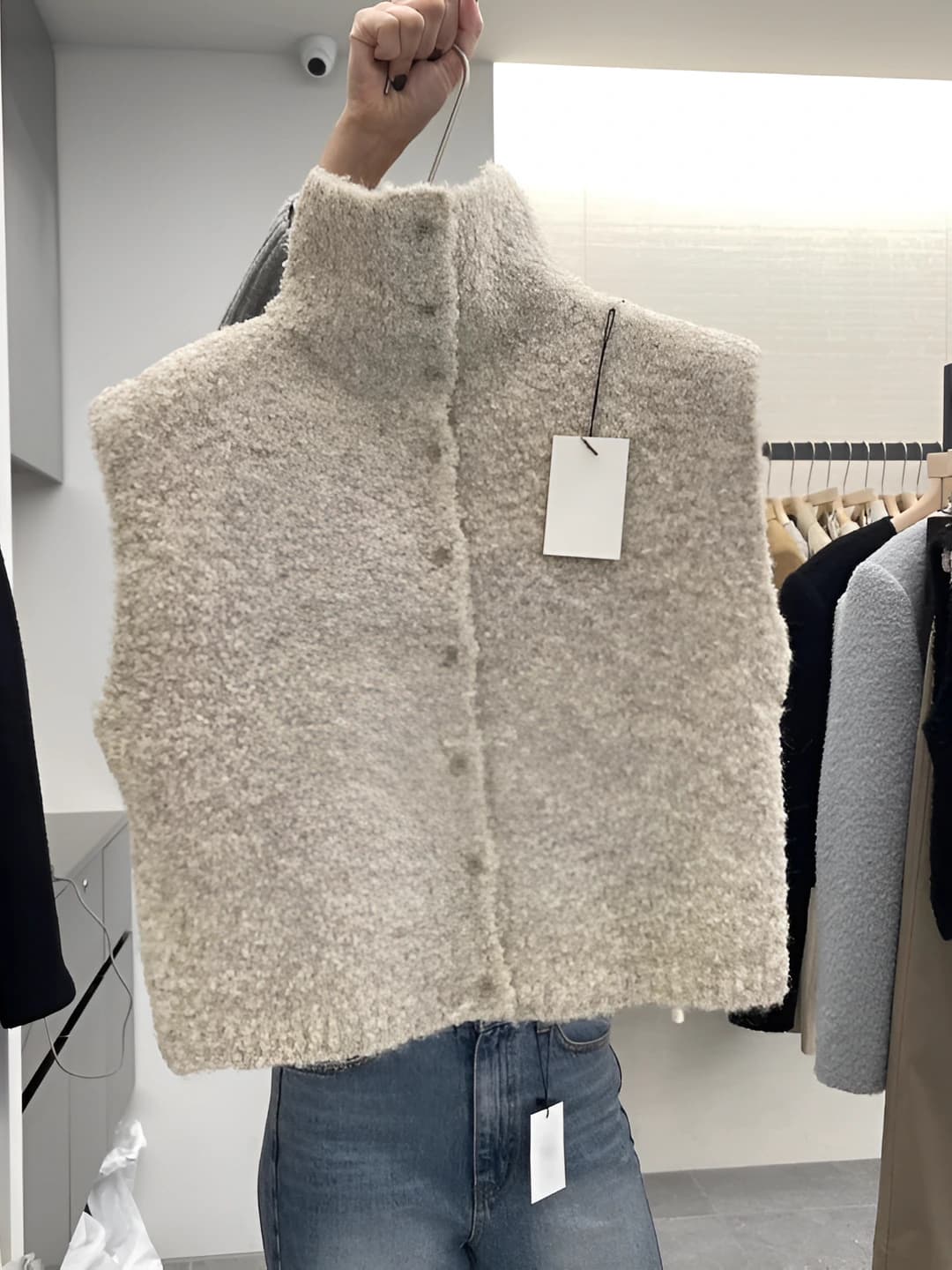Women's autumn-winter 2026 vest, high neck, solid colour, casual, loose fit, closure: single button
