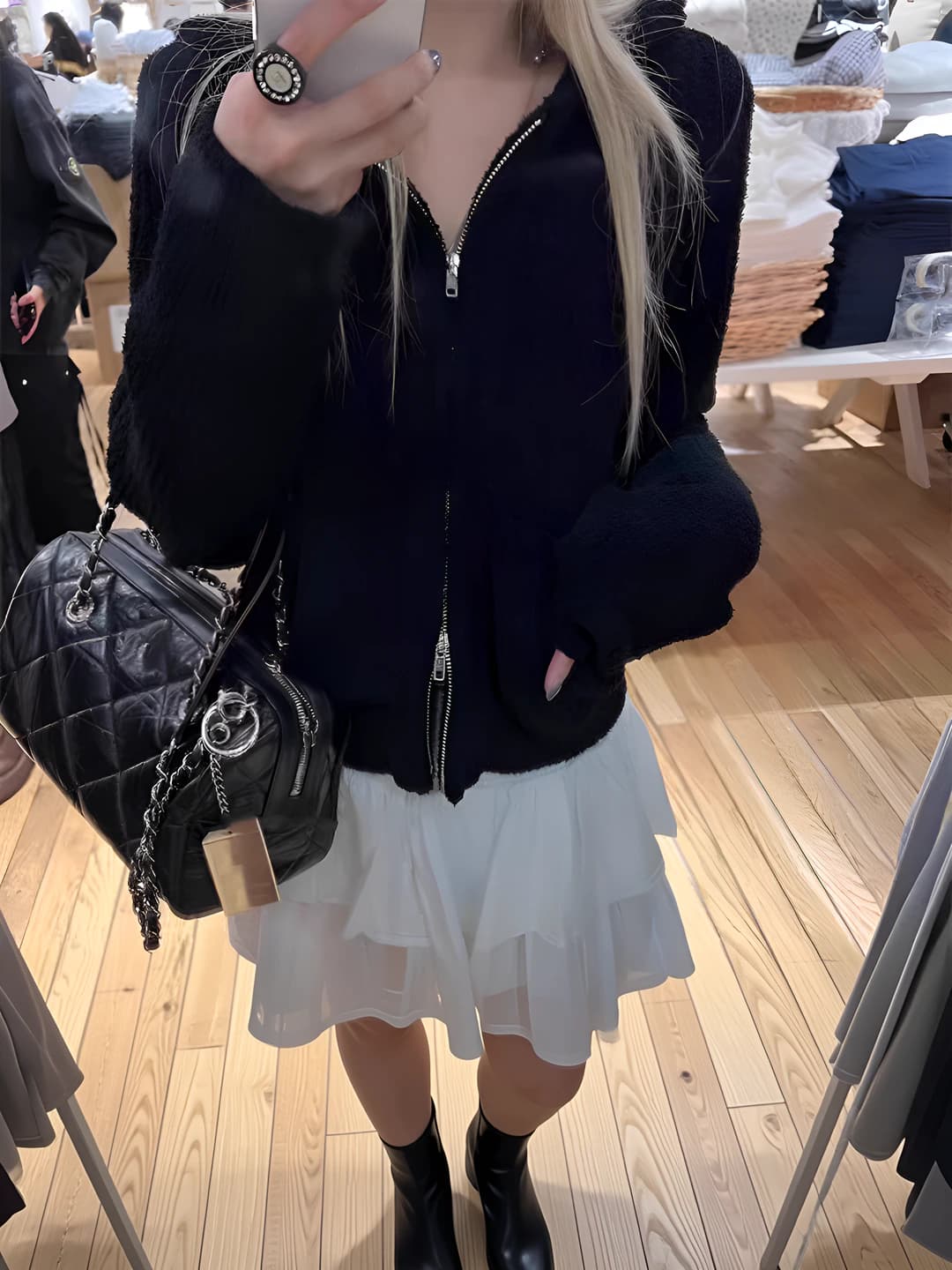 Qora