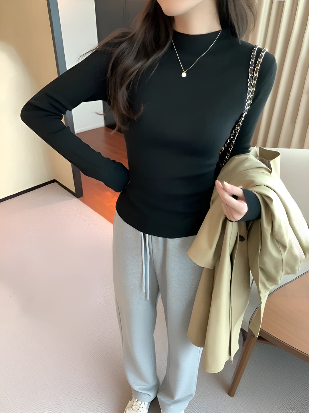 Women's slim fit mock neck long sleeve sweater for spring 2026
