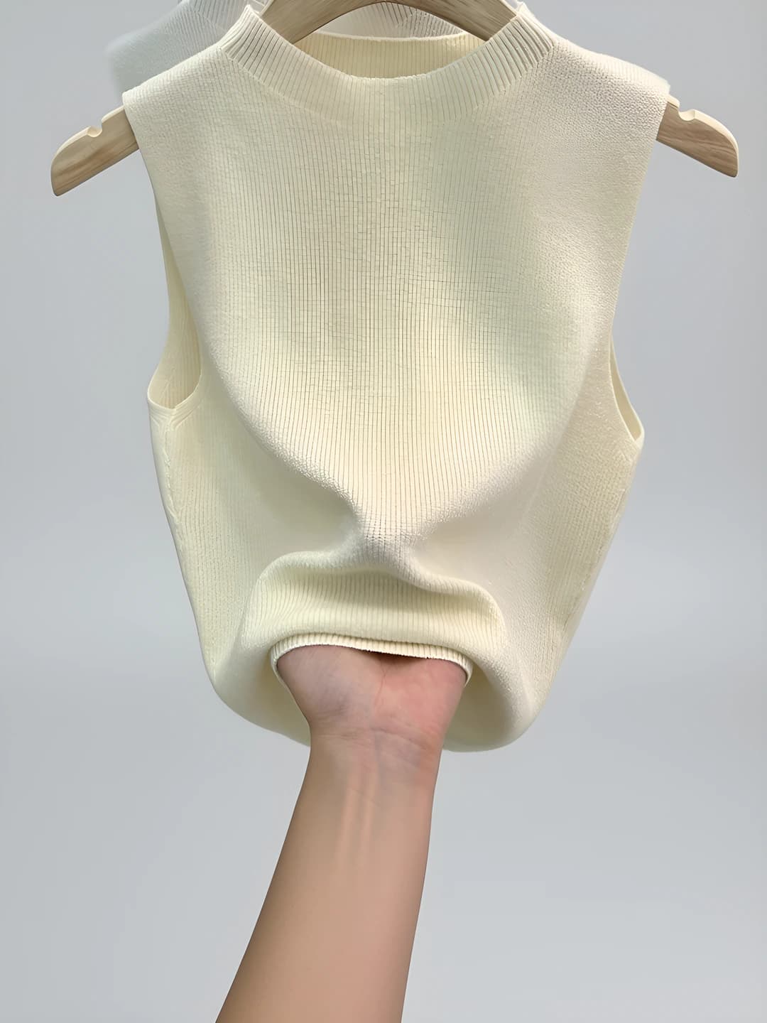 Women's summer mock neck ice-silk fabric sleeveless slim fit solid colour knitted top