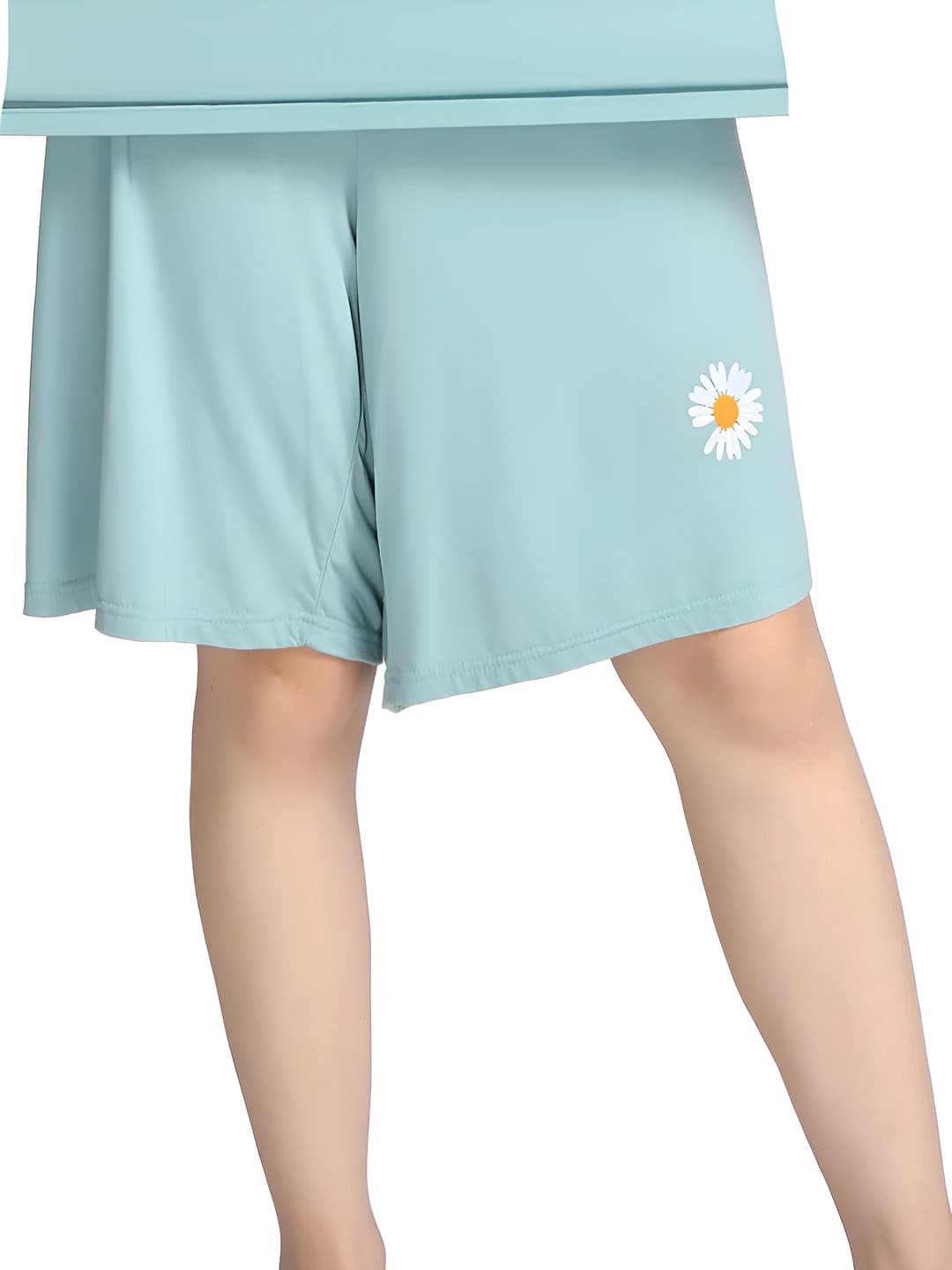 Water green daisy