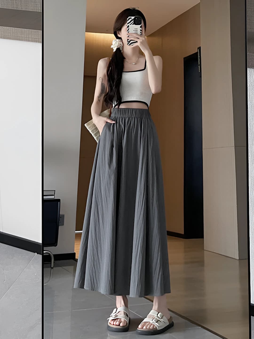 Grey T777773