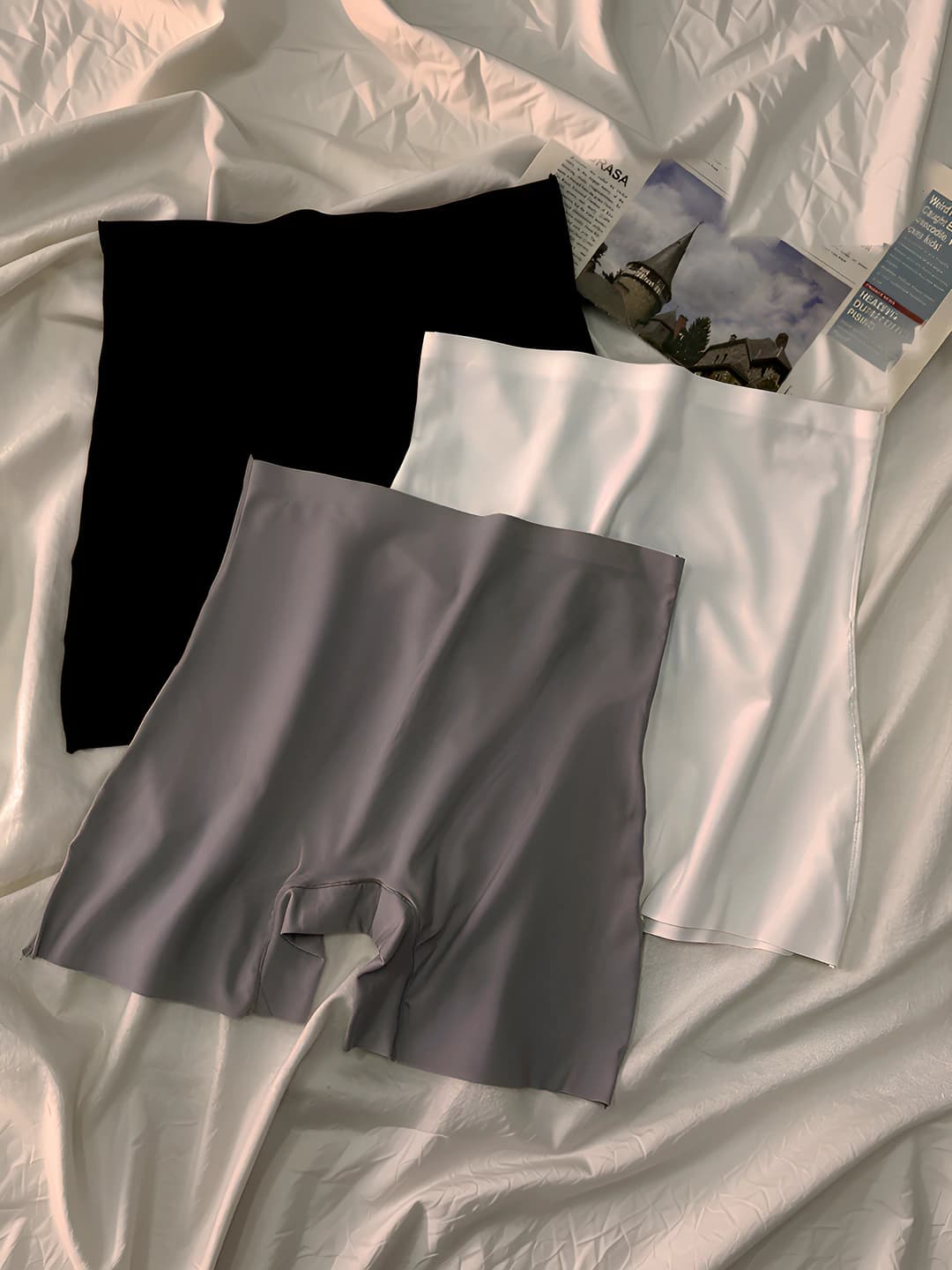 Women's high waist seamless briefs, ice-silk fabric, pure cotton crotch, quick-dry, breathable, solid colour, for summer, spring and all-season