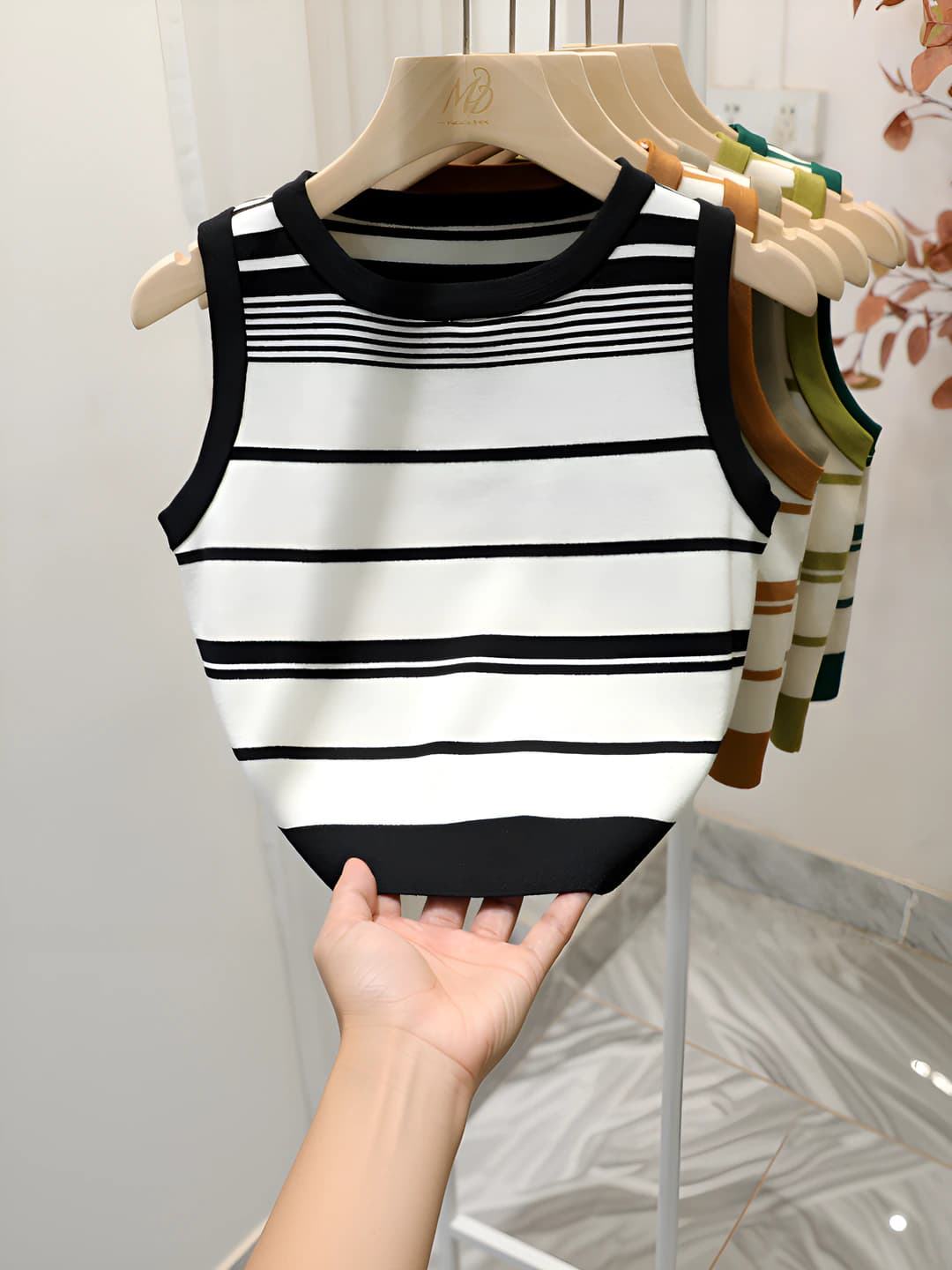 Women's Korean style striped tank top, sleeveless, crew neck, slim fit, slimming, stretch, spring-summer, autumn