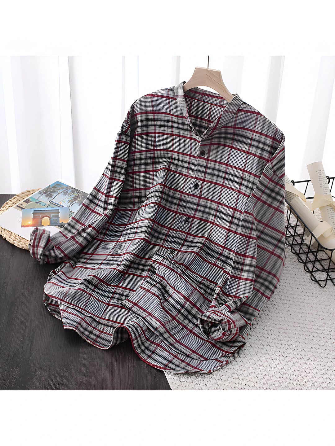 White & red checkered