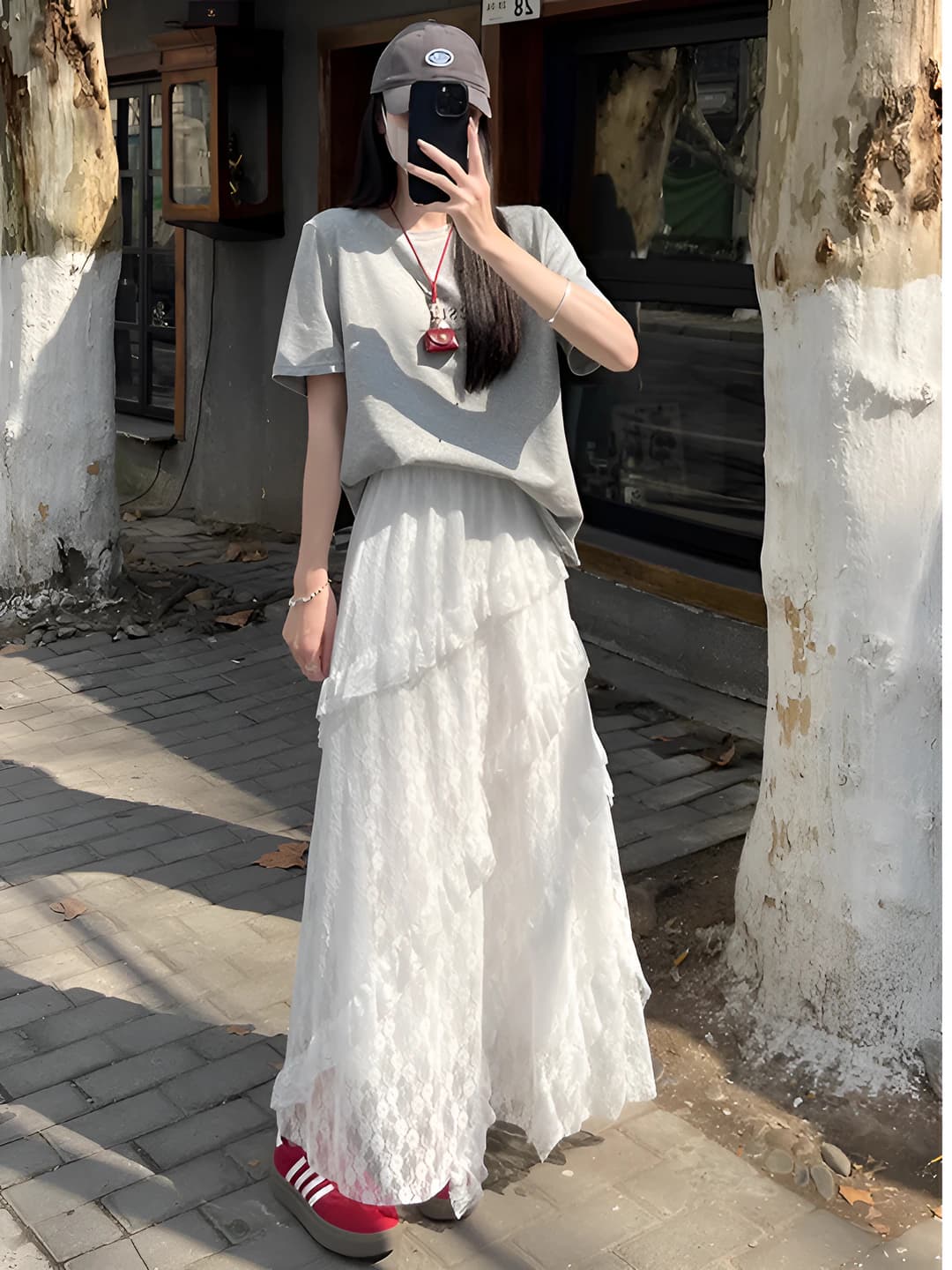 White - Regular - Asymmetric