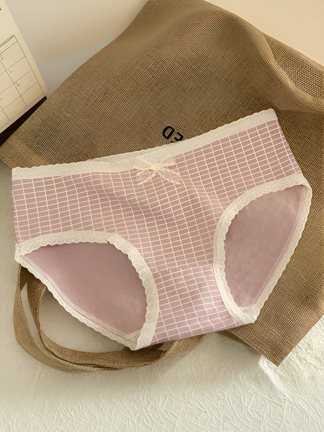 Розовая клетка